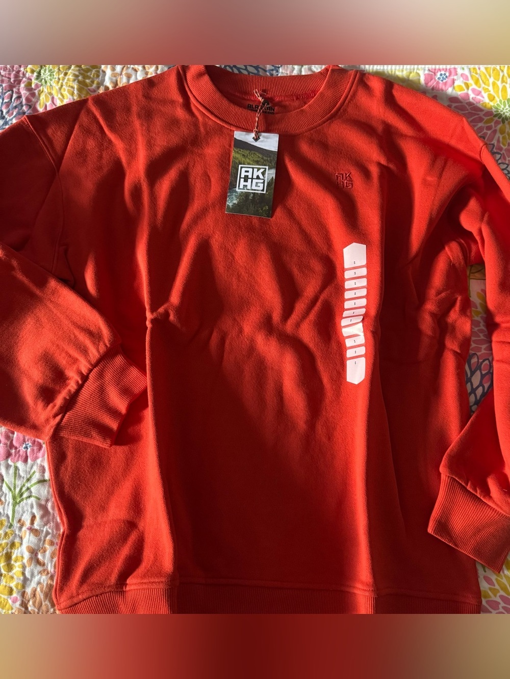 NWT small akhg Duluth trading crewneck sweatshirt